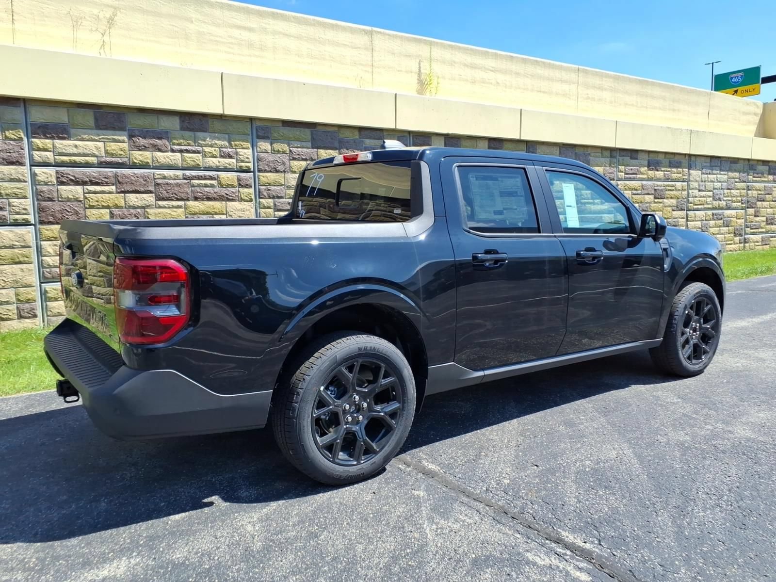 New 2026 Ford Maverick Lariat w/ Black Appearance Package AWD/4WD image 11