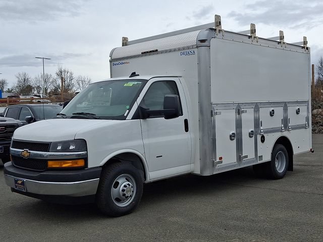 New 2026 Chevrolet Express 3500 w/ Power Convenience Package RWD image 2