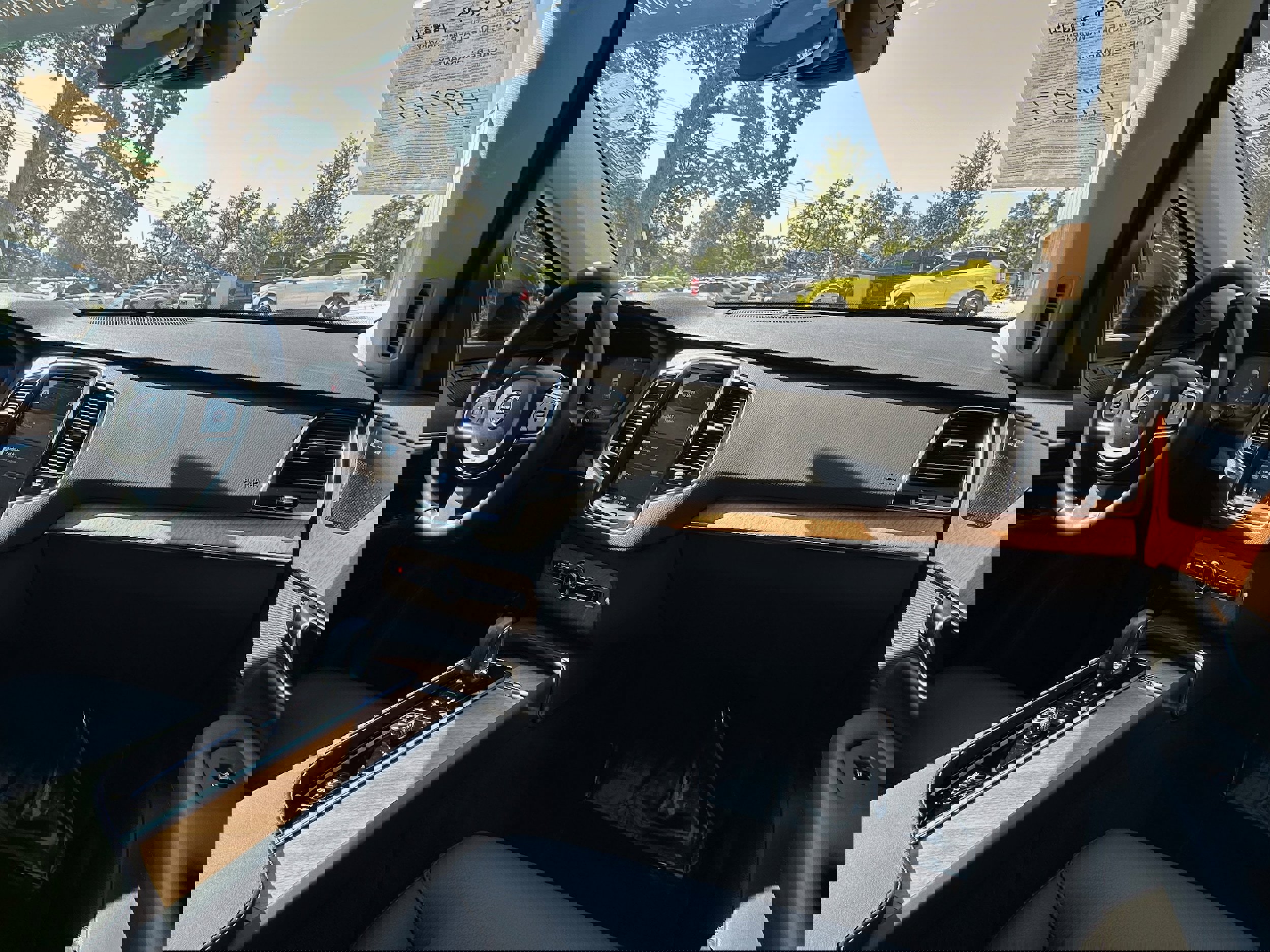 Certified 2023 Volvo XC90 T8 Plus image 13