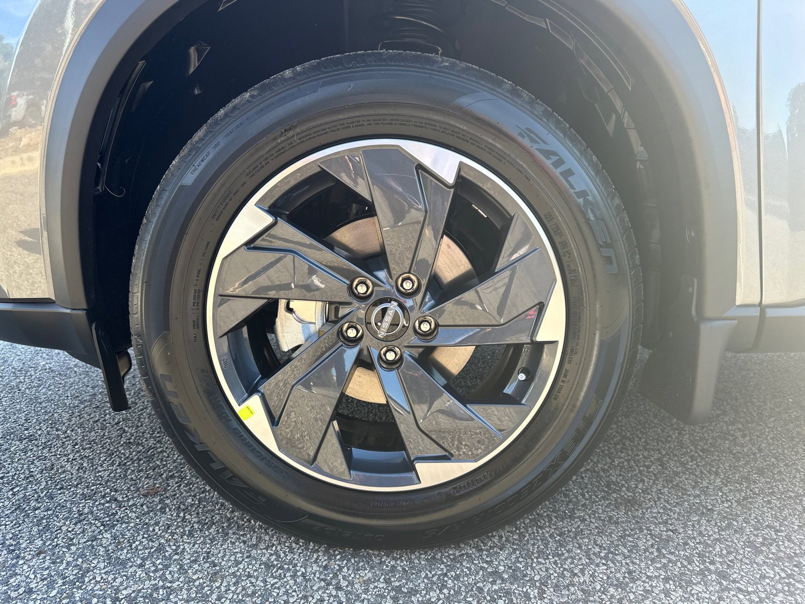 New 2026 Nissan Rogue SV w/ SV Premium Package image 11