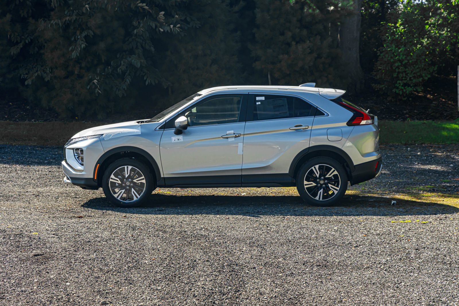 New 2025 Mitsubishi Eclipse Cross SE AWD/4WD image 4