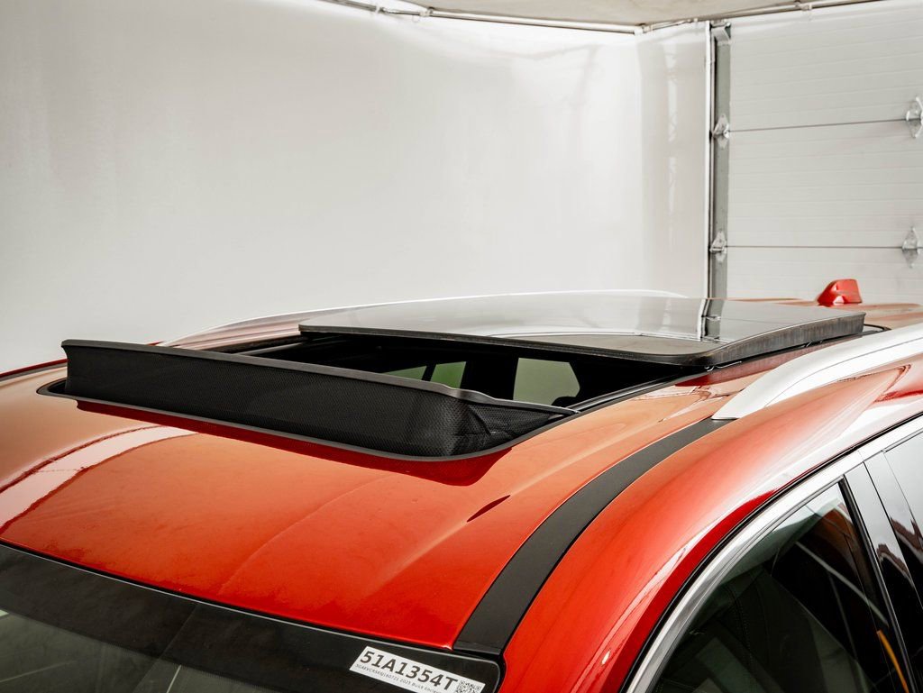 Used 2025 Buick Enclave Avenir w/ Super Cruise Package image 14