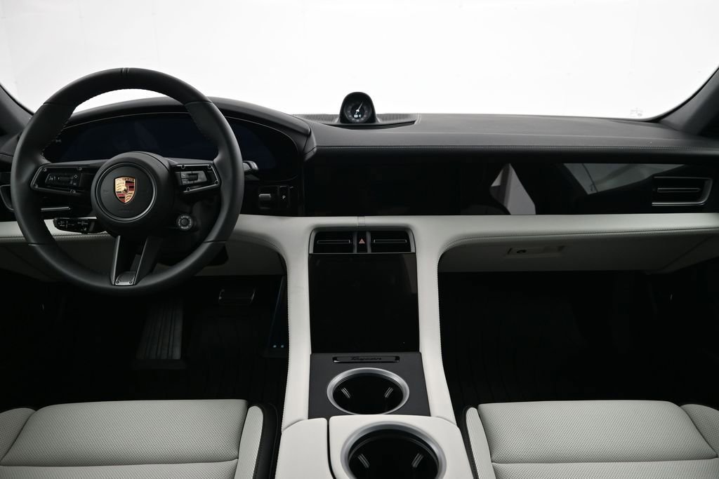 New 2026 Porsche Taycan 4S AWD/4WD image 9