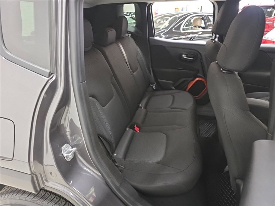 Used 2018 Jeep Renegade Sport w/ Power & Air Group AWD/4WD image 9