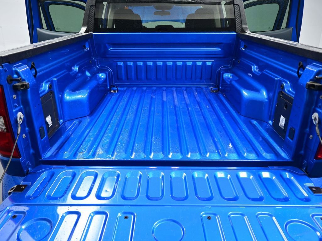 Used 2025 Ford Maverick Lobo image 25