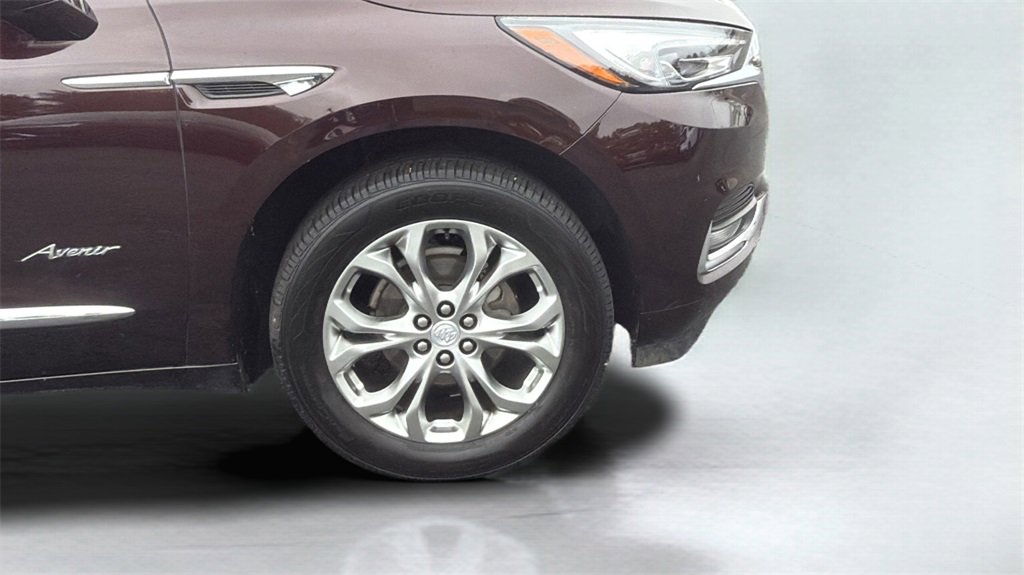 Used 2020 Buick Enclave Avenir w/ Avenir Technology Package image 24