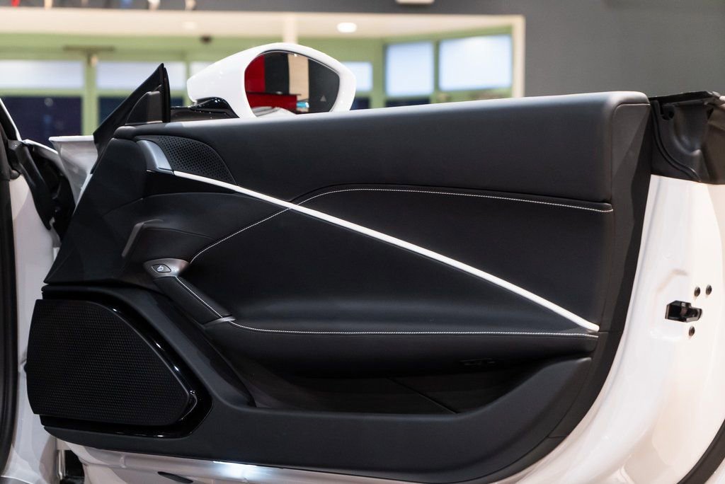 Used 2025 Ferrari Roma Spider image 43