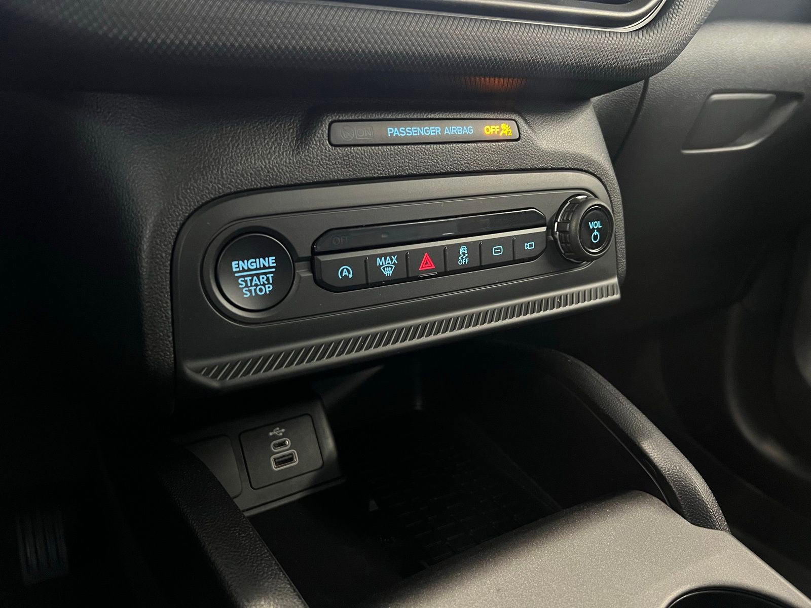 Used 2025 Ford Bronco Sport Big Bend w/ Black Appearance Package image 14