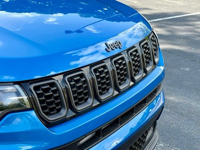 Used 2026 Jeep Compass Latitude AWD/4WD image 14