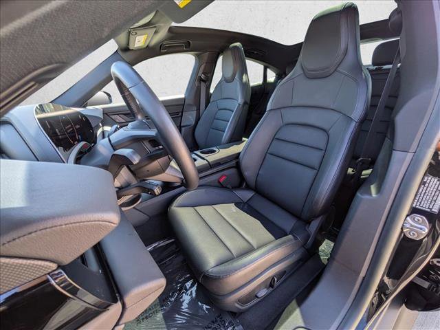 Used 2024 Porsche Taycan image 5