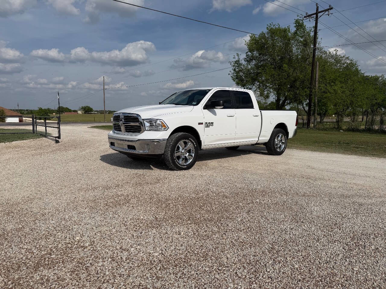 Used 2019 RAM 1500 Big Horn AWD/4WD image 3