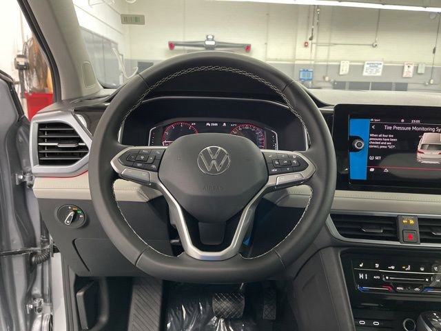 New 2026 Volkswagen Taos SEL AWD/4WD image 15
