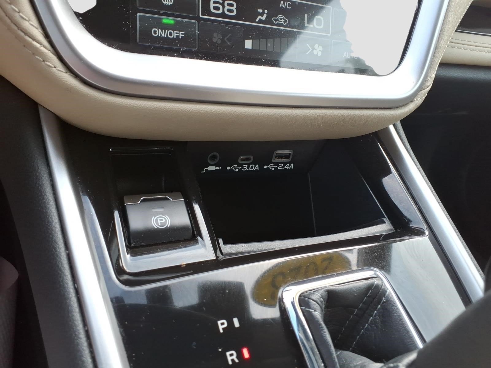 Used 2023 Subaru Legacy Limited AWD/4WD image 19