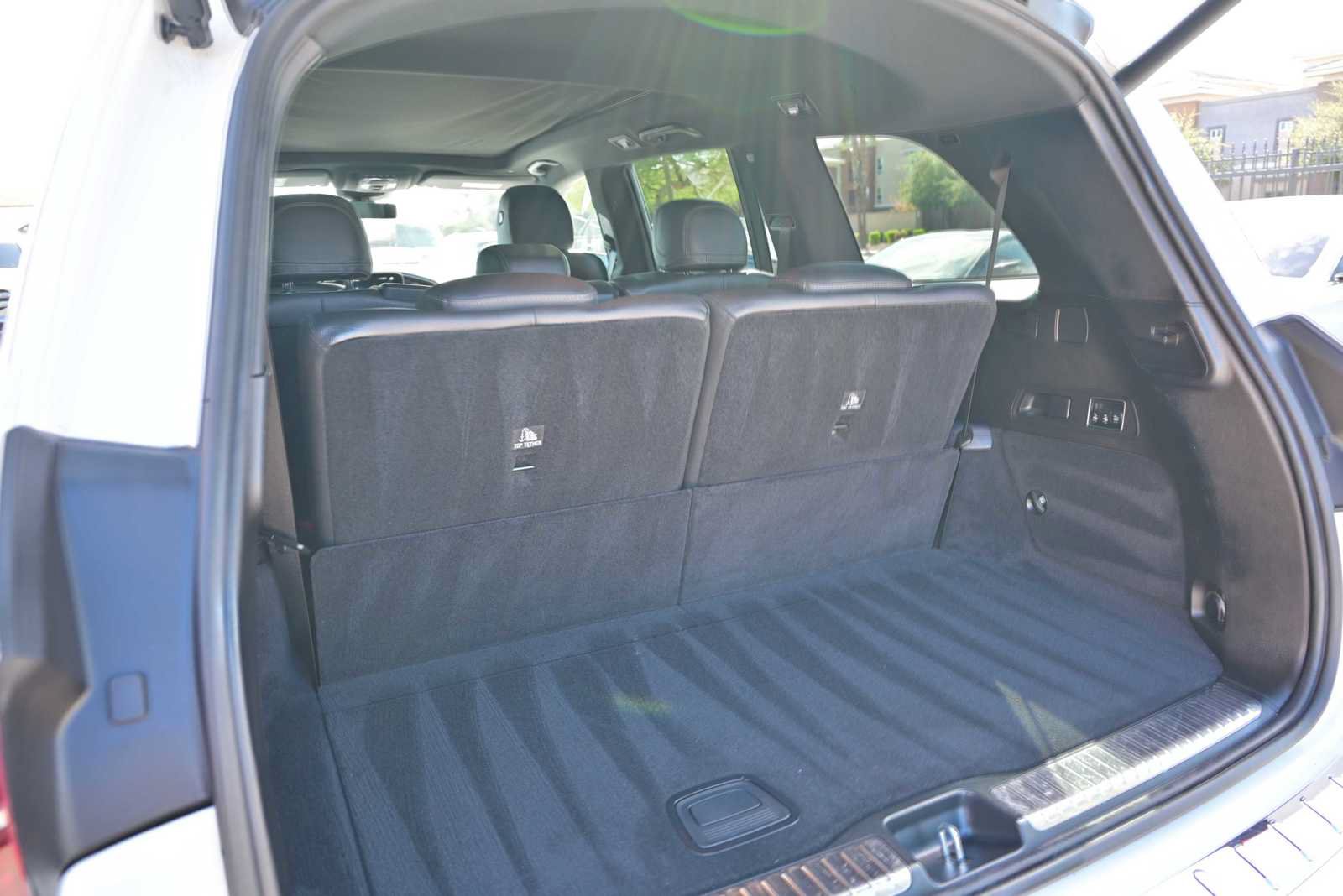 Used 2021 Mercedes-Benz GLS 450 4MATIC image 13