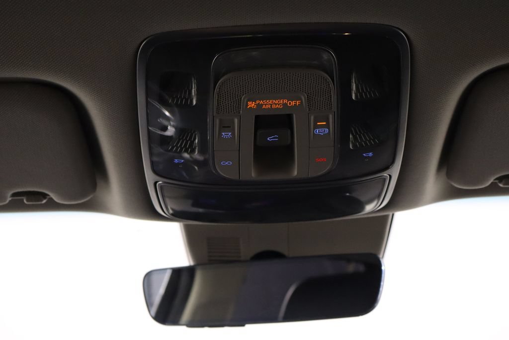 Used 2022 Genesis GV80 2.5T AWD/4WD image 25