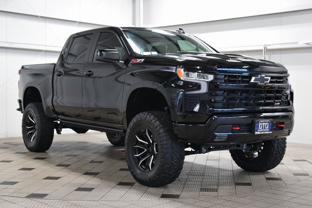 Used 2025 Chevrolet Silverado 1500 LT Trail Boss w/ Convenience Package II