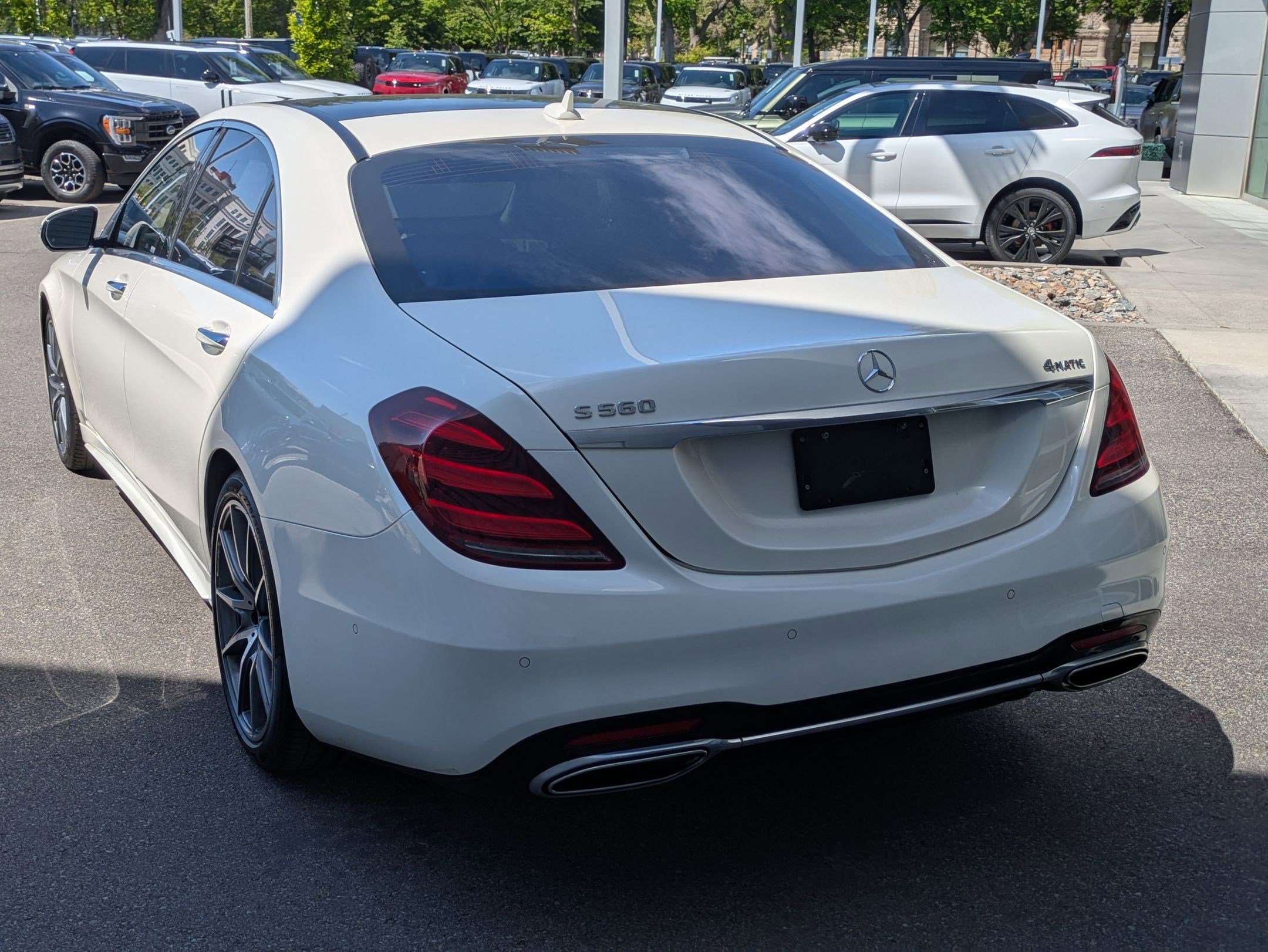 Used 2019 Mercedes-Benz S 560 4MATIC Sedan image 5
