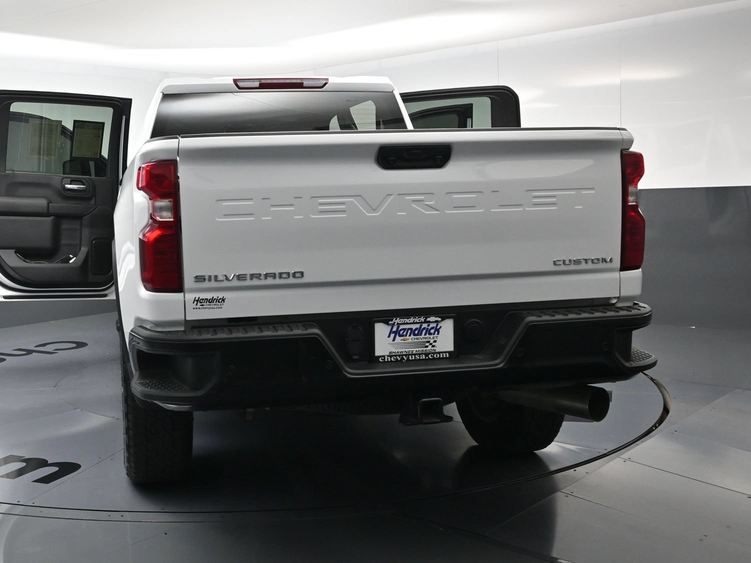 Used 2024 Chevrolet Silverado 2500 Custom w/ Custom Value Package AWD/4WD image 28