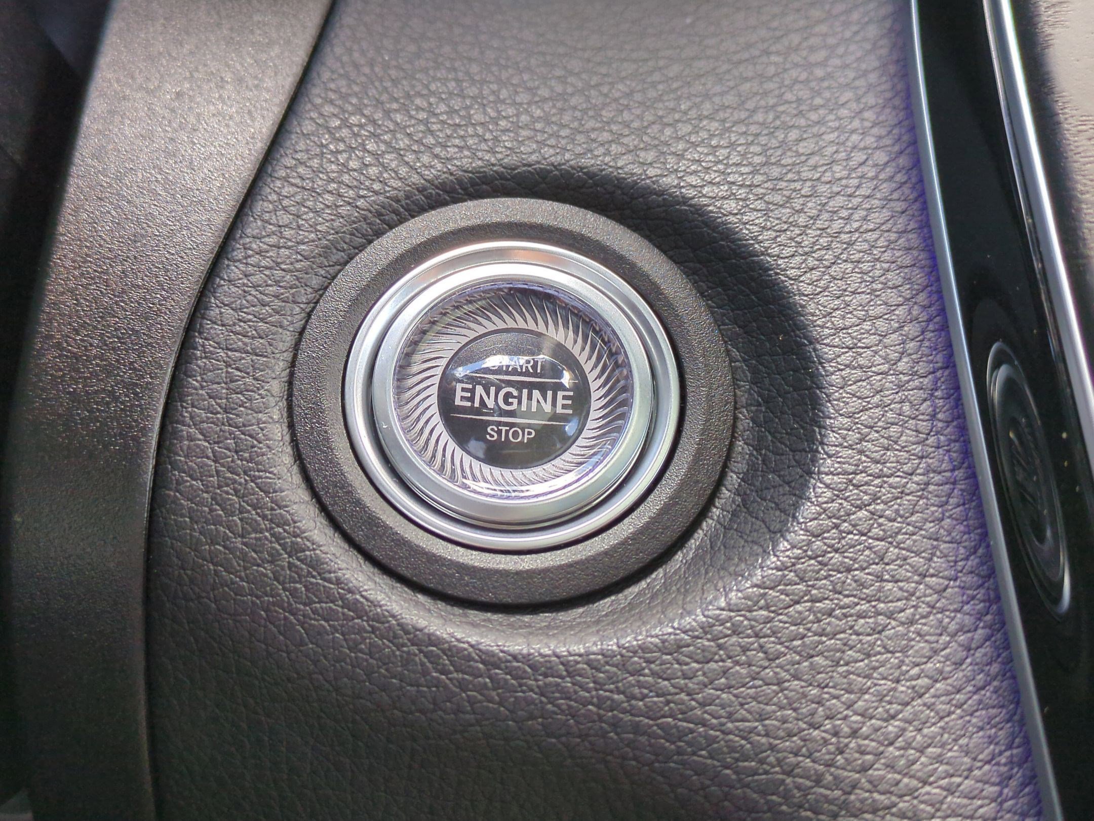 Used 2020 Mercedes-Benz GLC 300 4MATIC image 28