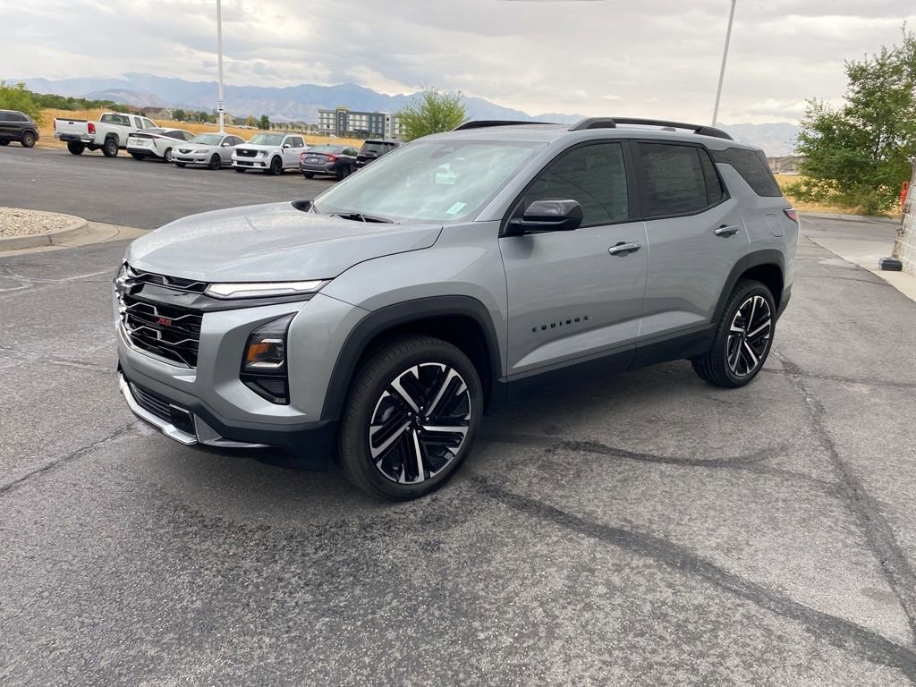 New 2026 Chevrolet Equinox RS w/ LPO, Floor Liner Package image 3
