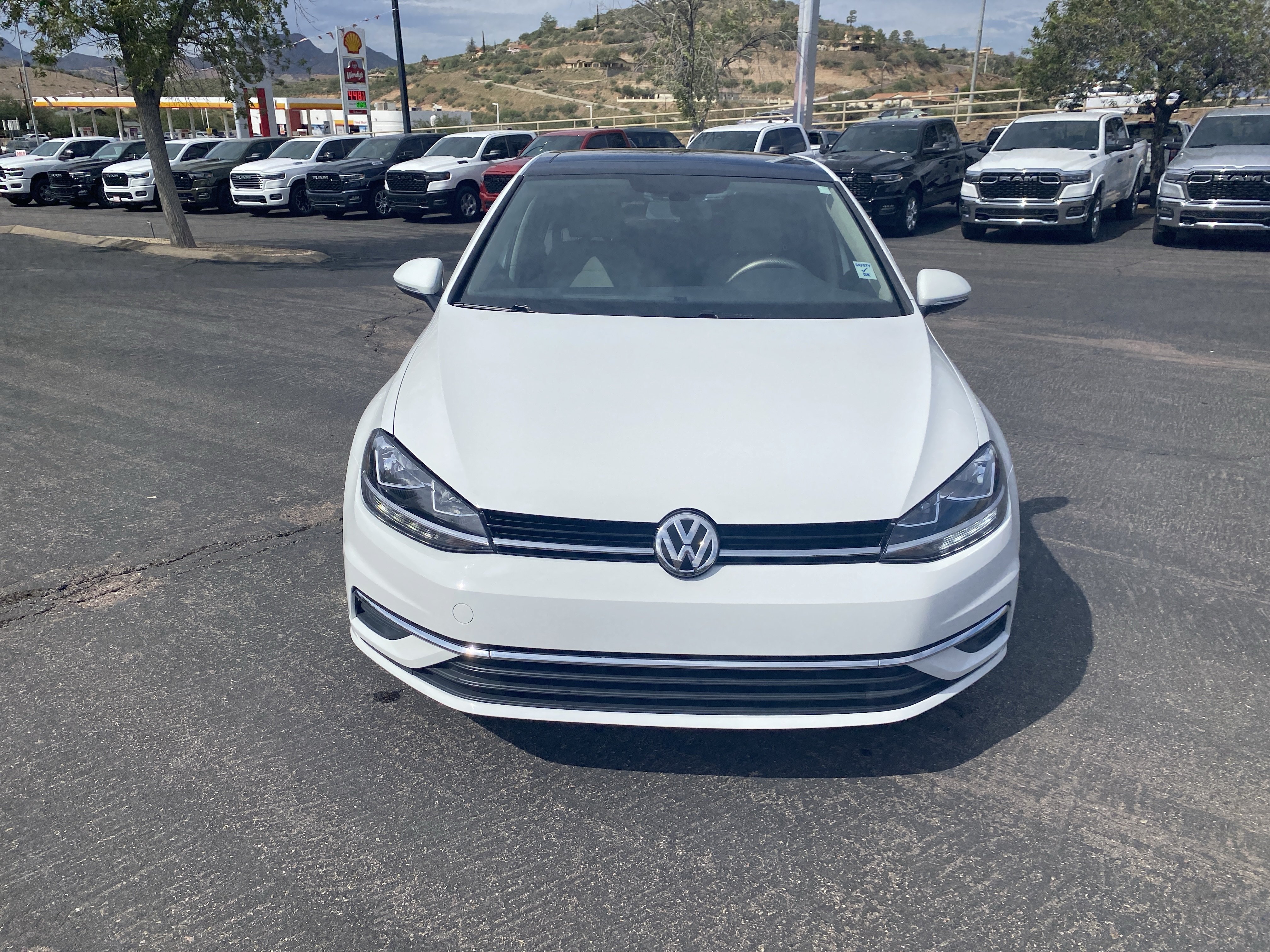 Used 2020 Volkswagen Golf 4-Door FWD image 8