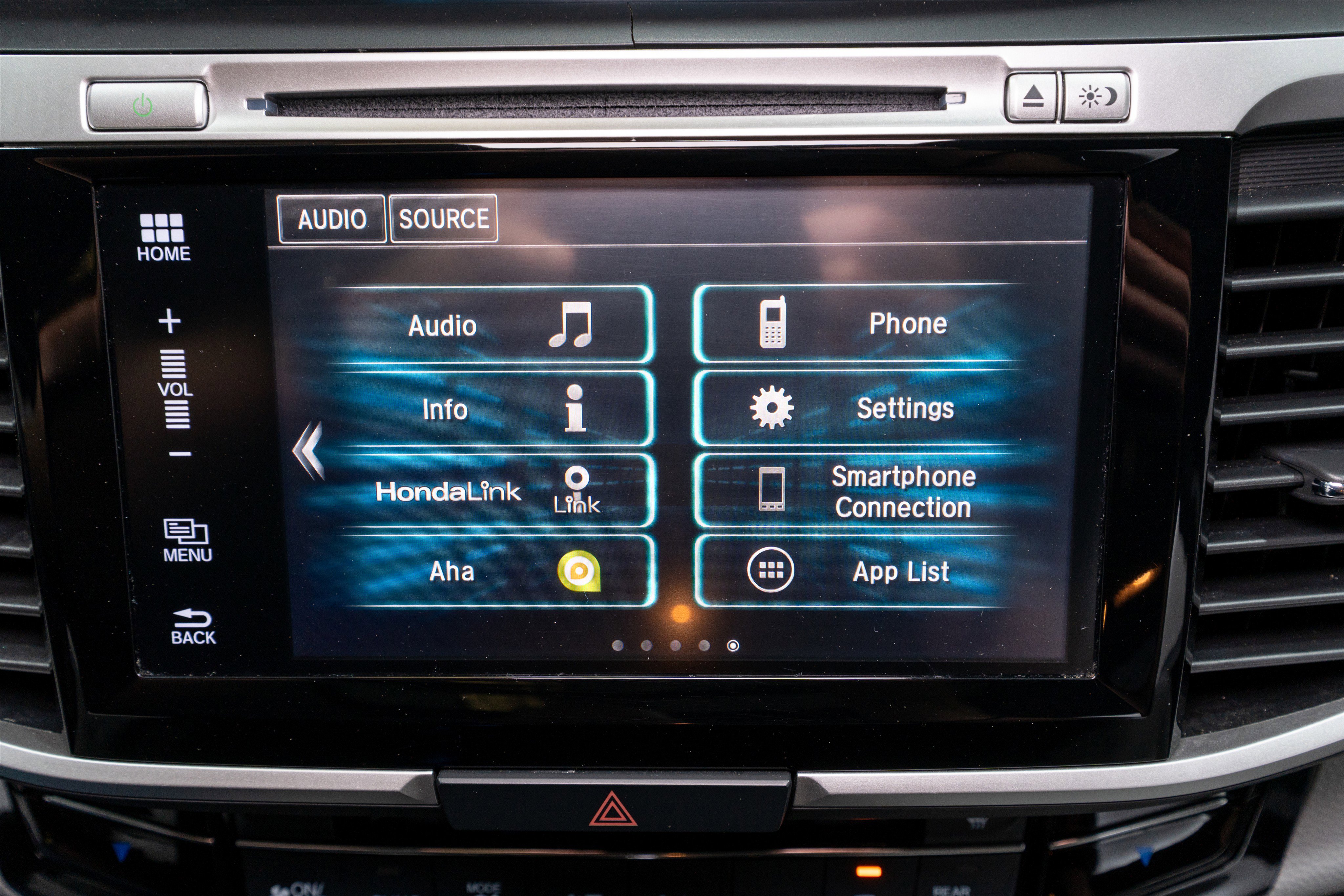 Used 2017 Honda Accord EX image 18