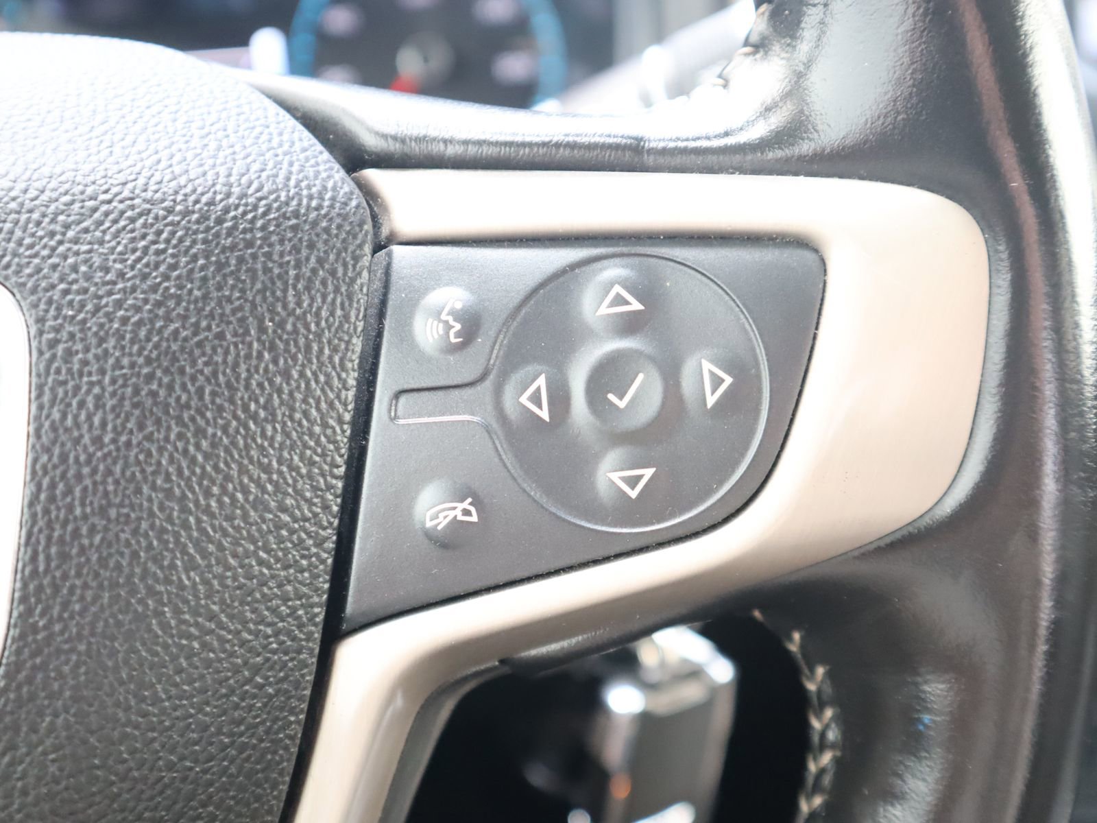 Used 2018 GMC Canyon Denali AWD/4WD image 39