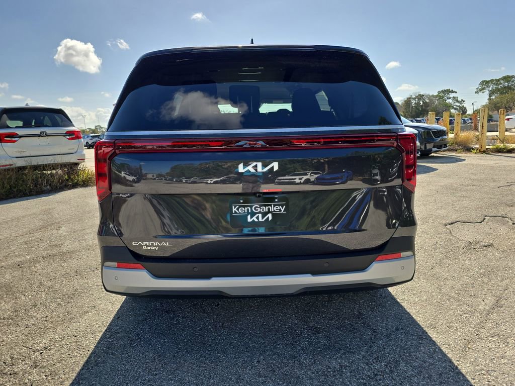 New 2026 Kia Carnival image 7