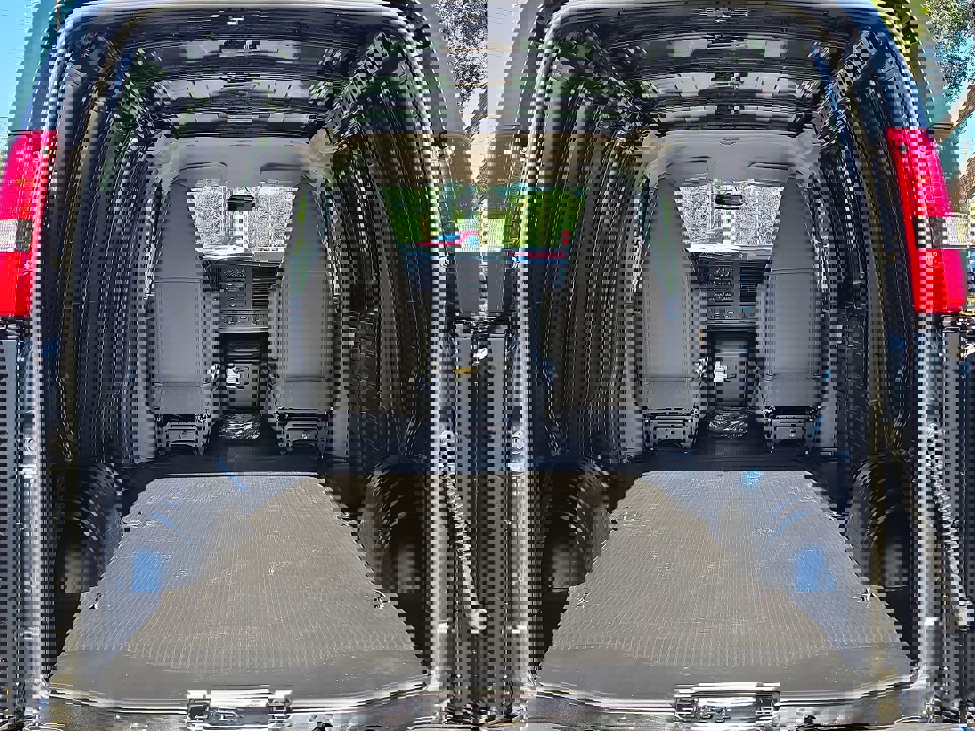 New 2025 Chevrolet Express 2500 w/ Driver Convenience Package image 9