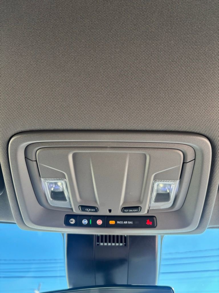 Used 2024 GMC Sierra 1500 SLE image 19