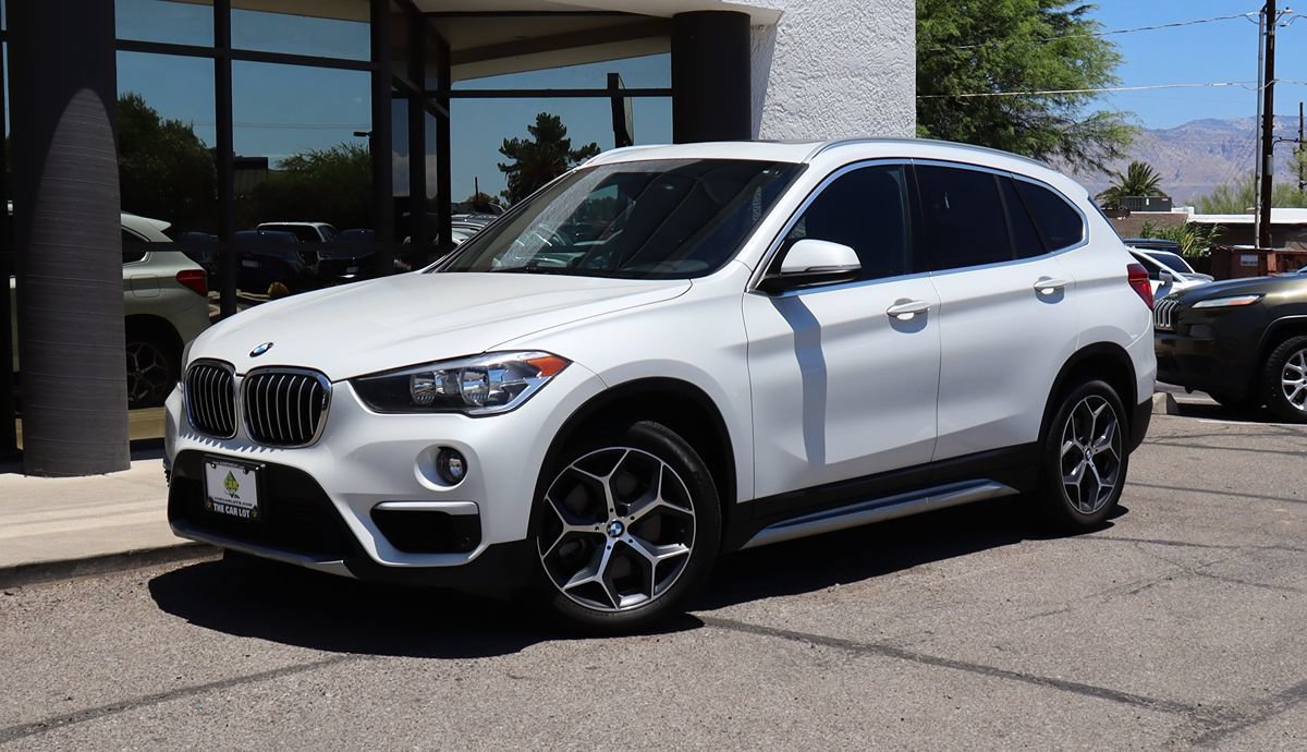 Used 2019 BMW X1 xDrive28i w/ Convenience Package AWD/4WD image 2