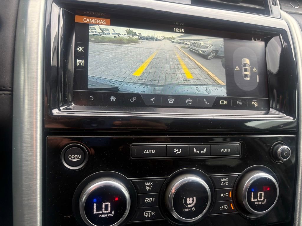 Used 2019 Land Rover Discovery HSE AWD/4WD image 24