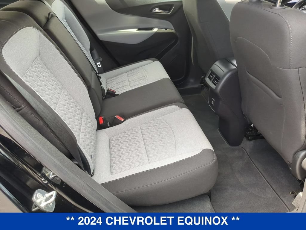 Used 2024 Chevrolet Equinox LS AWD/4WD image 20