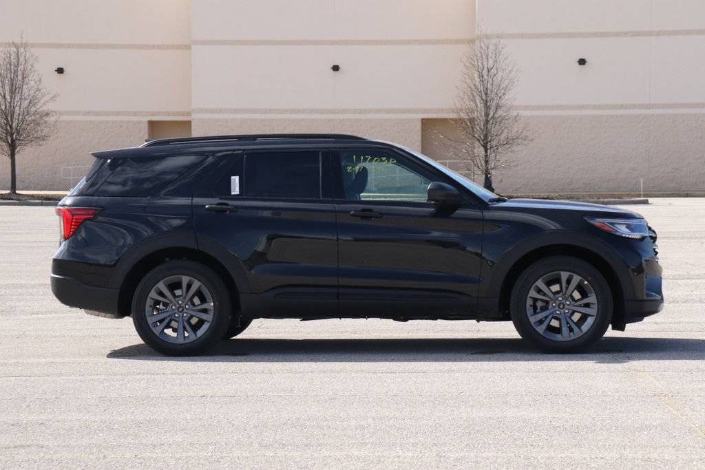 New 2026 Ford Explorer Active w/ Active Comfort Package AWD/4WD image 10