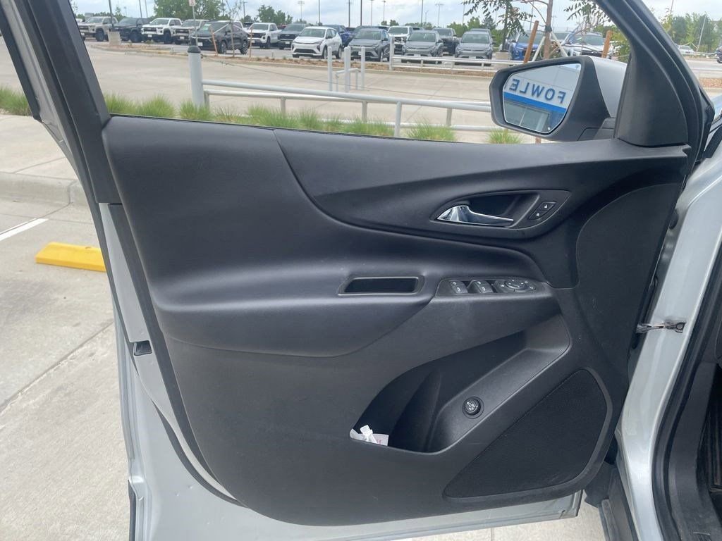 Used 2020 Chevrolet Equinox LT AWD/4WD image 13