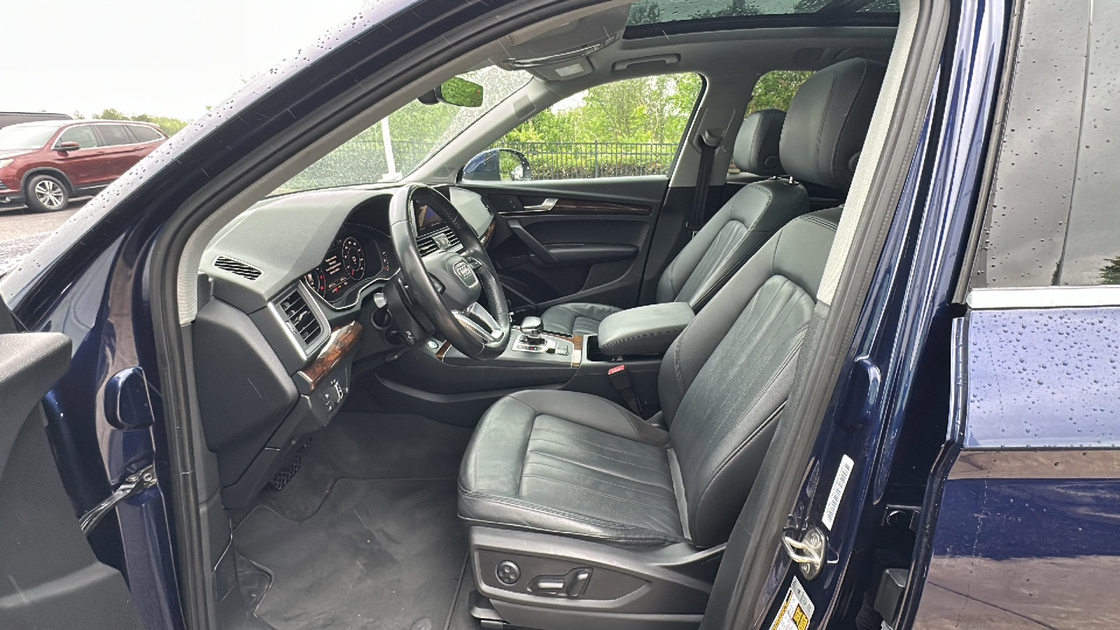 Used 2018 Audi Q5 2.0T Premium Plus w/ Premium Plus Package AWD/4WD image 12