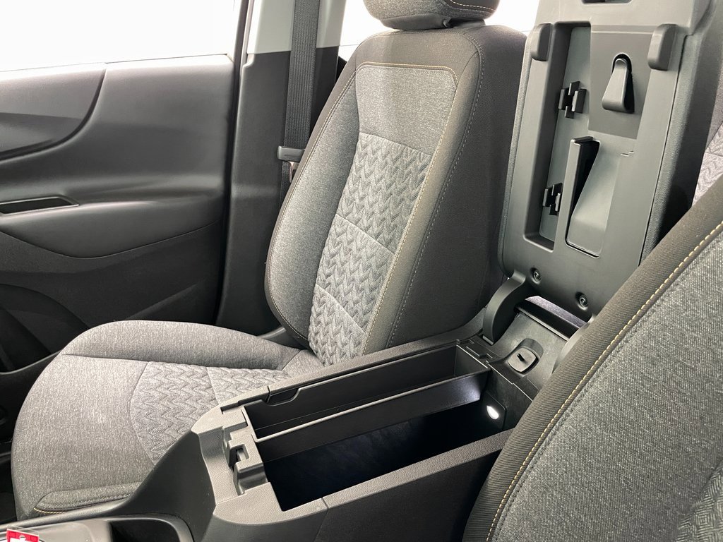 Certified 2024 Chevrolet Equinox LT w/ LPO, Floor Liner Package image 32