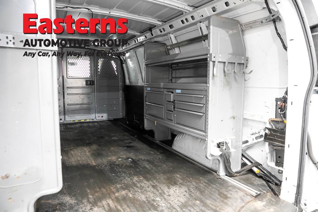 Used 2022 Chevrolet Express 2500 Extended w/ Driver Convenience Package RWD image 20