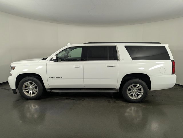 Used 2016 Chevrolet Suburban LT w/ Luxury Package image 5
