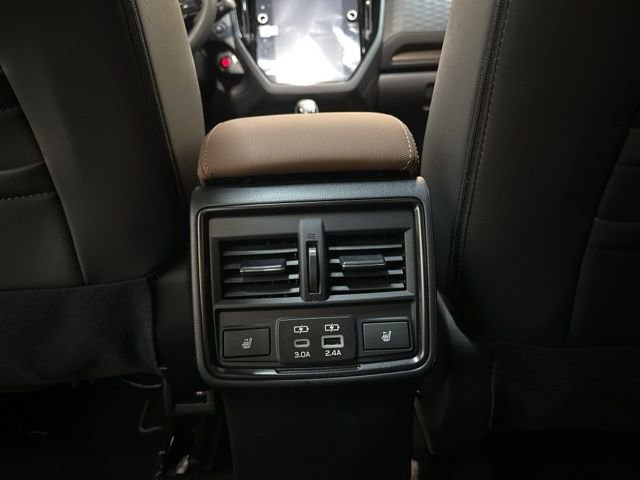 New 2025 Subaru Forester Touring image 31