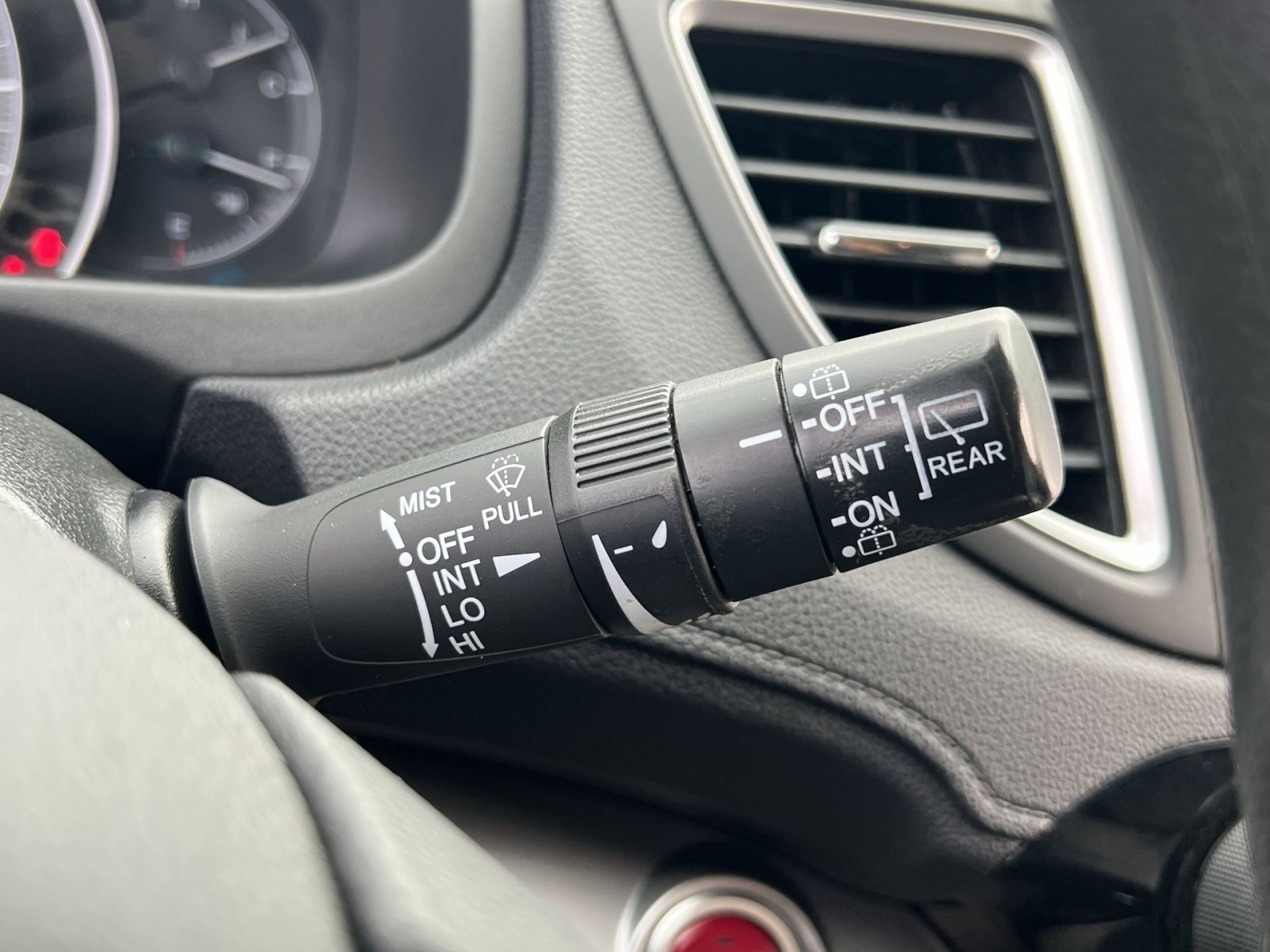 Used 2015 Honda CR-V EX image 33