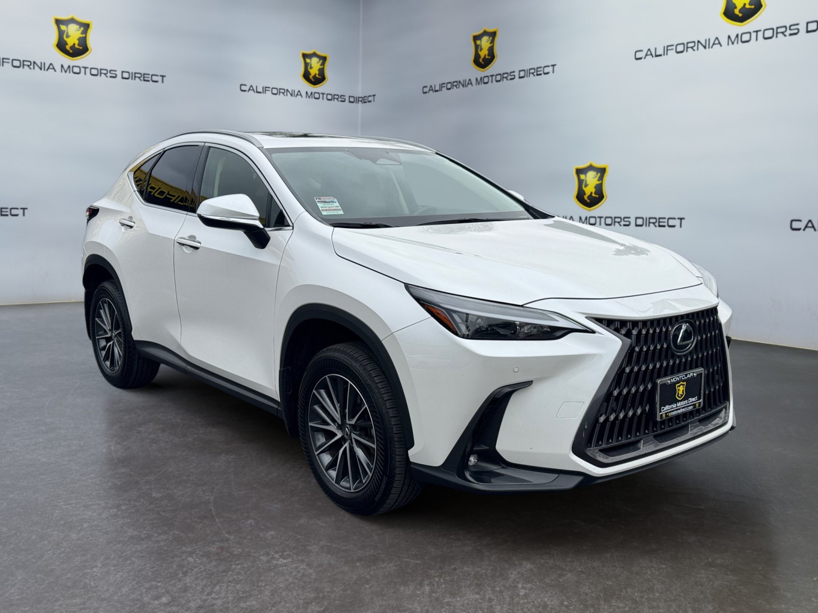 Used 2025 Lexus NX 250 FWD w/ Accessory Package (Z1) image 7
