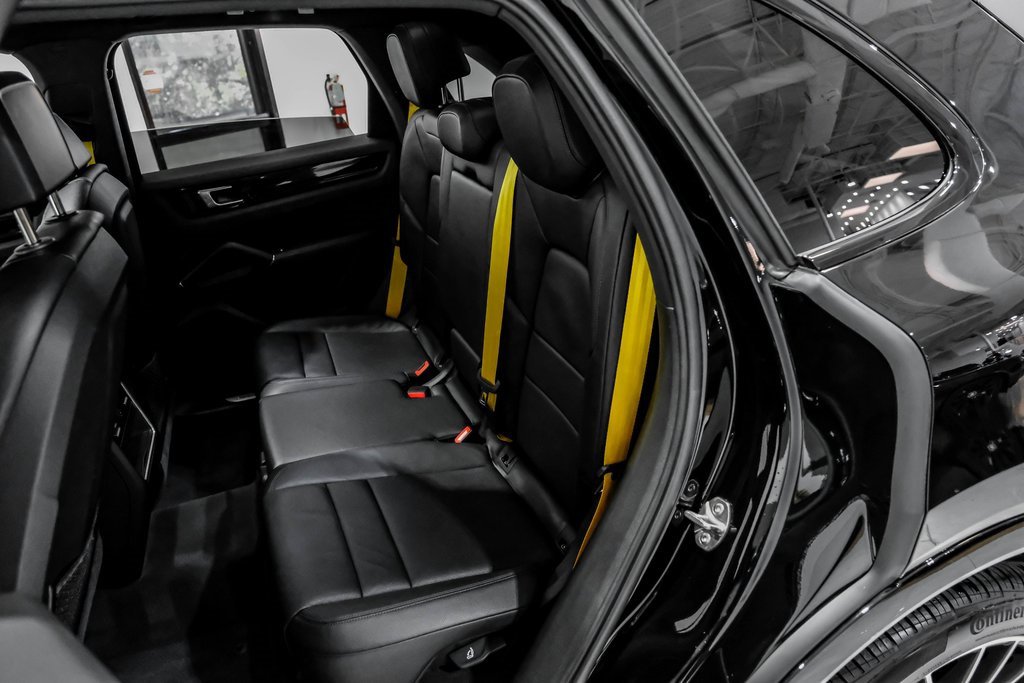 Used 2023 Porsche Cayenne image 46