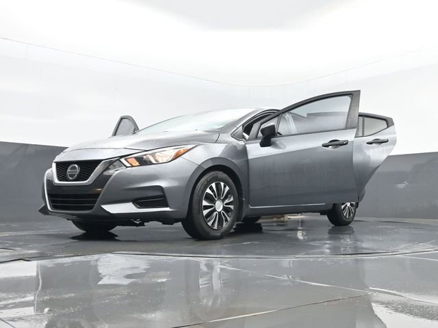 Used 2022 Nissan Versa S image 30