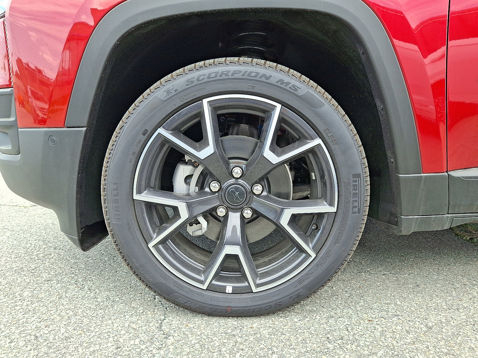New 2026 Jeep Cherokee Overland w/ Advanced Pro Tech Group AWD/4WD image 4
