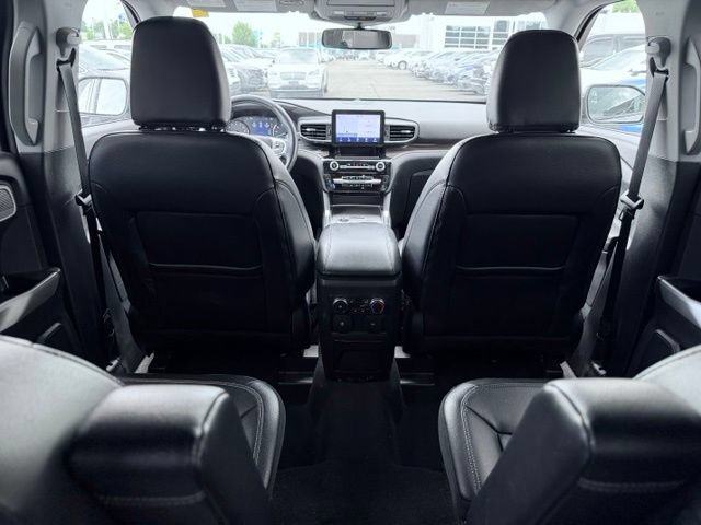 Used 2022 Ford Explorer Limited AWD/4WD image 25