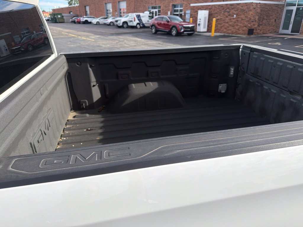 Used 2022 GMC Sierra 1500 Elevation AWD/4WD image 4