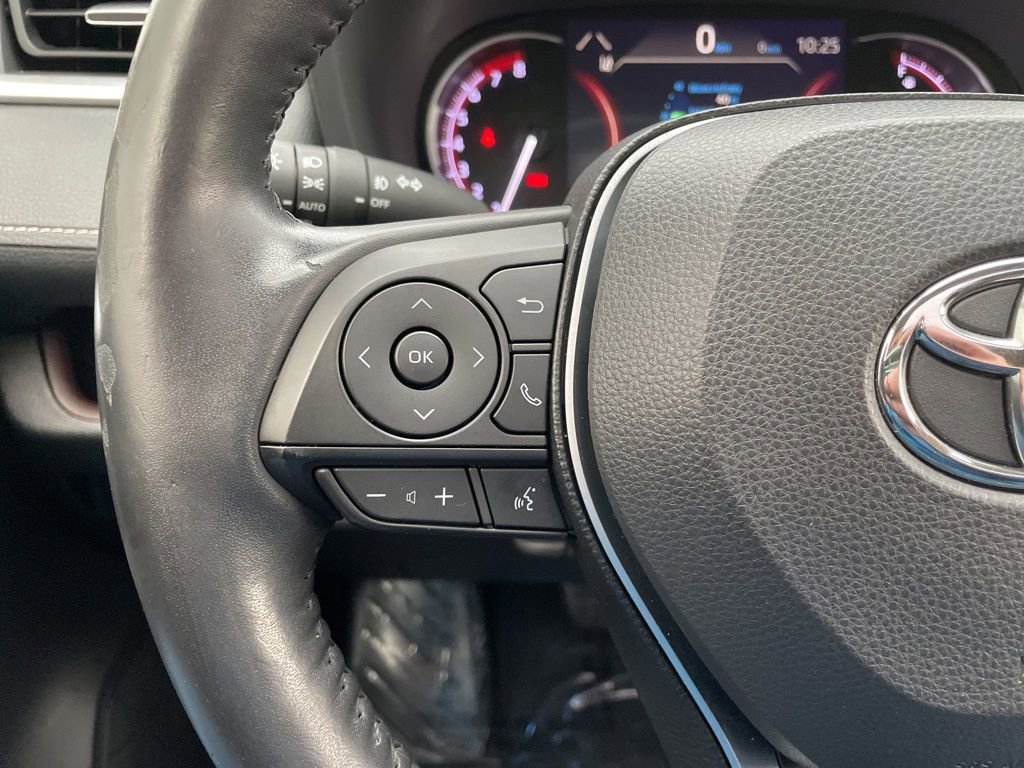 Used 2020 Toyota RAV4 Limited w/ Limited Grade Weather Package AWD/4WD image 27