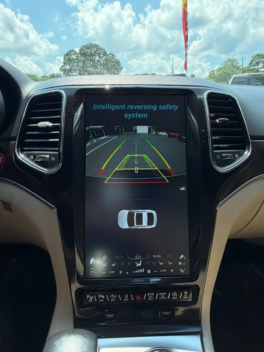 Used 2018 Jeep Grand Cherokee Limited RWD image 19