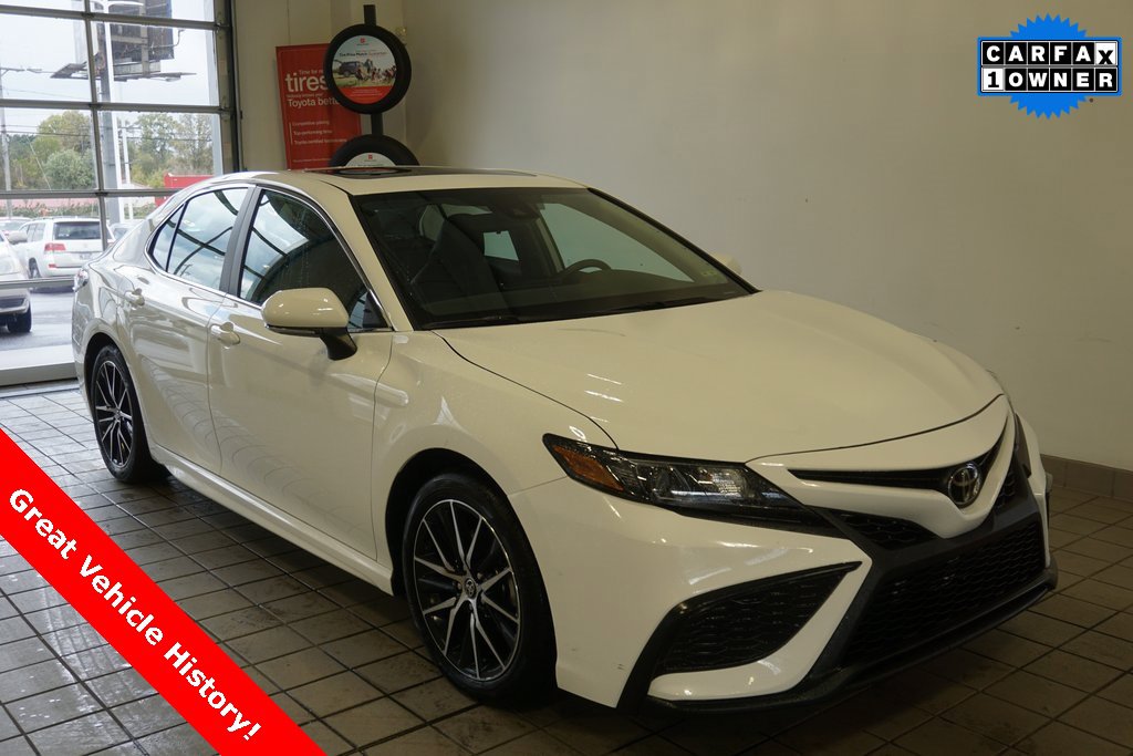 Used 2024 Toyota Camry SE